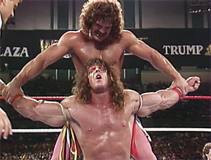 L'une des querelles les plus mémorables de Rude à la WWF était sans doute avec le regretté Ultimate Warrior.  photo: wwe.com