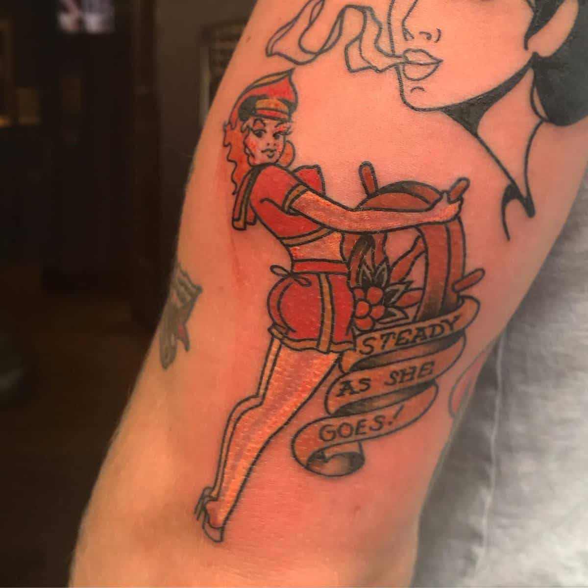 Sailor Jerry Pin Up Girl Tattoo - beau tatouage