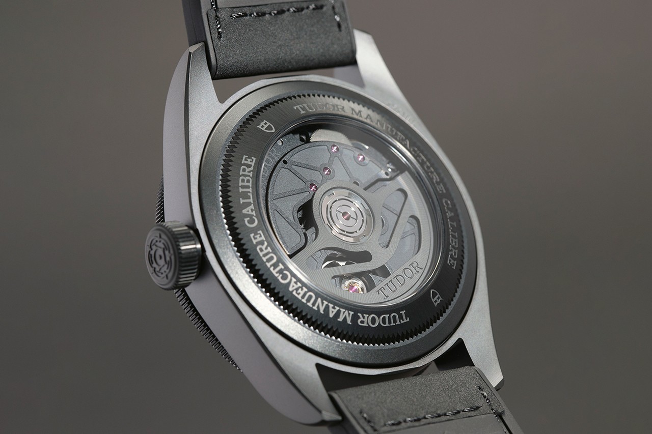 montre-tudor-black-bay-3