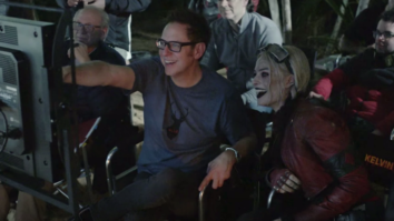 James Gunn et Margot Robbie (portant le costume de Harley Quinn) sur le tournage de The Suicide Squad