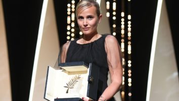 Cannes 2021 : tous les lauréats, de la Palme d'Or à Titane de Julia Ducournau