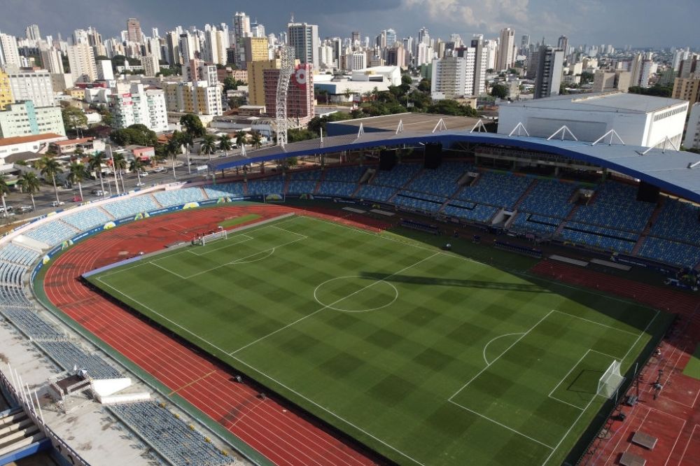 Stade Pedro Ludovico.