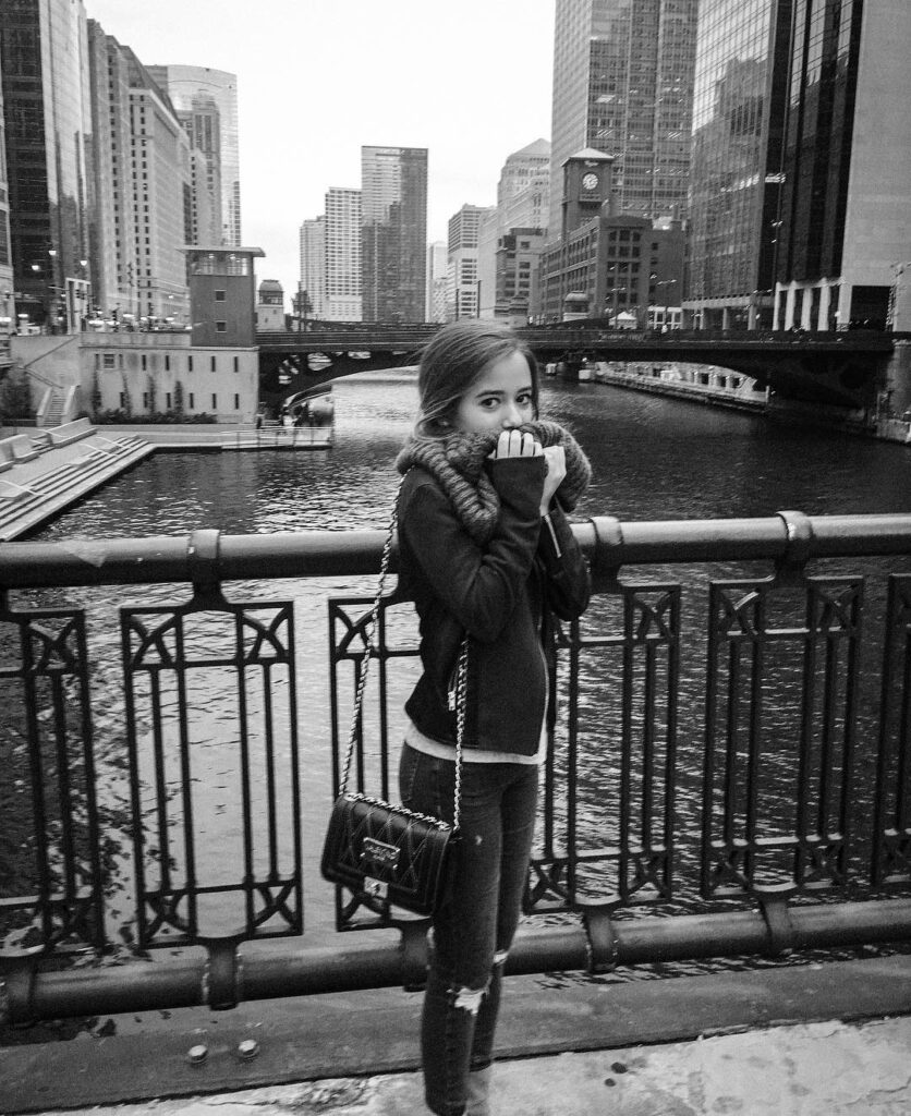 Lydia a posté sa photo sur Instagram alors qu'elle était à Chicago.
