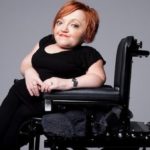 Décès de Stella Young, comédienne et journaliste handicapée