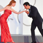 Jessica Chastain et Oscar Isaac : le baiser torride sur le tapis rouge à Venise [VIDEO]